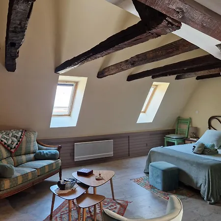 Les Flamboyants * Сарла-ла-Канеда