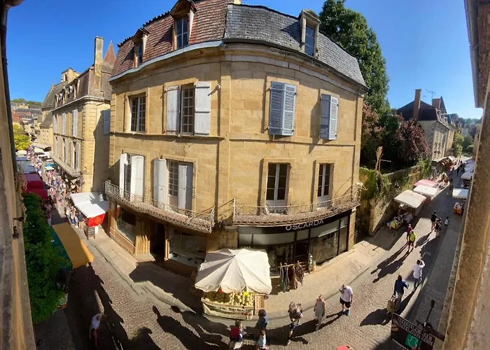 Les Flamboyants Apartment Sarlat