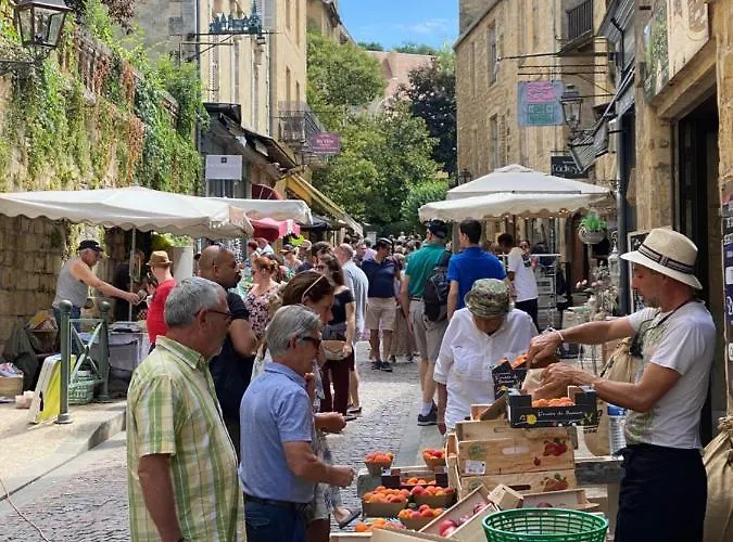 Les Flamboyants Sarlat-la-Canéda