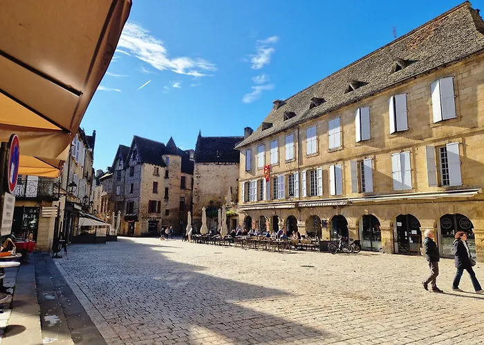 Les Flamboyants Sarlat
